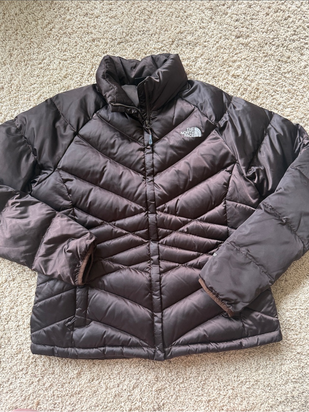The North Face Women's 550 Puffer Jacket